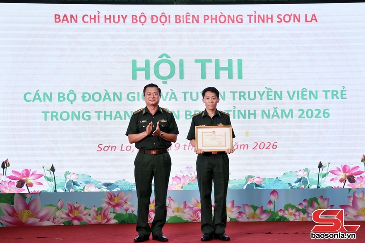 Contest for outstanding youth union officials and young disseminators of Son La provincial Border Guard Command held