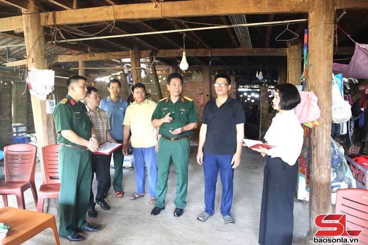 Cxênhz yuôx chia paz uô tsêr nhoz trâu têx ziv nênhs uô hâux lưv trâu cách mạng trâus yuôx tuô đrox nhoz ntơưv xã Bó Sinh