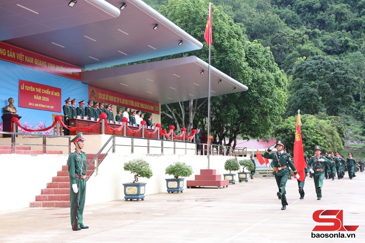 Regiment 754 holds oath-taking ceremony for new recruits in 2026