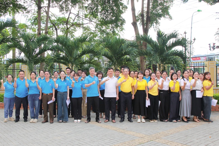 Son La Social Security organises activities in response to Vietnam Health Insurance Day
