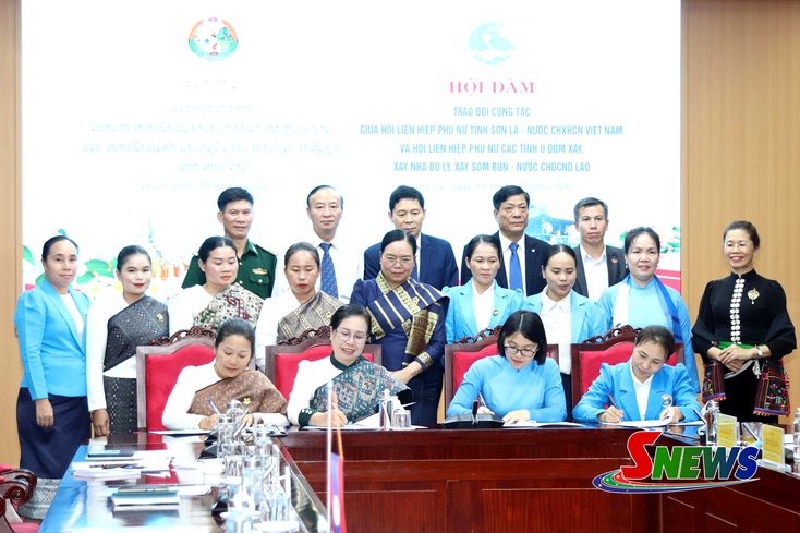 Women's unions of Son La, three Lao provinces enhance collaboration