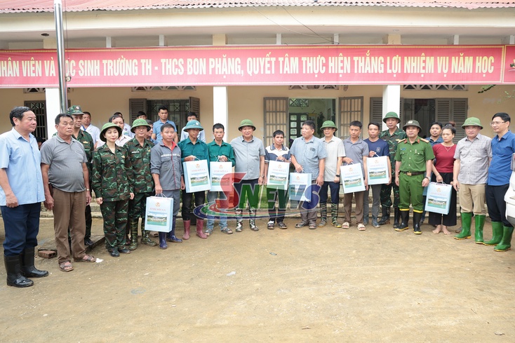 Sir jos đơưk têx cêr phiv, paz pêx xênhv xã Muổi Nọi luz nênhx nzor truôx njês