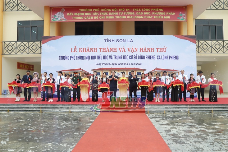 Long Phieng Boarding School inaugurated after nine months of construction