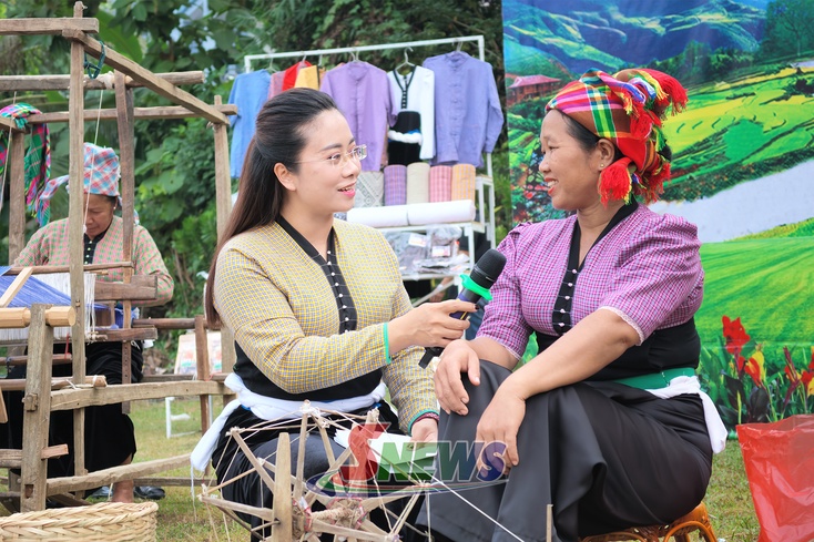 Cêr siz tưr “Nthuôr txux chi ntơưv jêx jok” kruôk txos txux chi hair nênhs Mêx jênhx nhoz trâu Tường Hạ