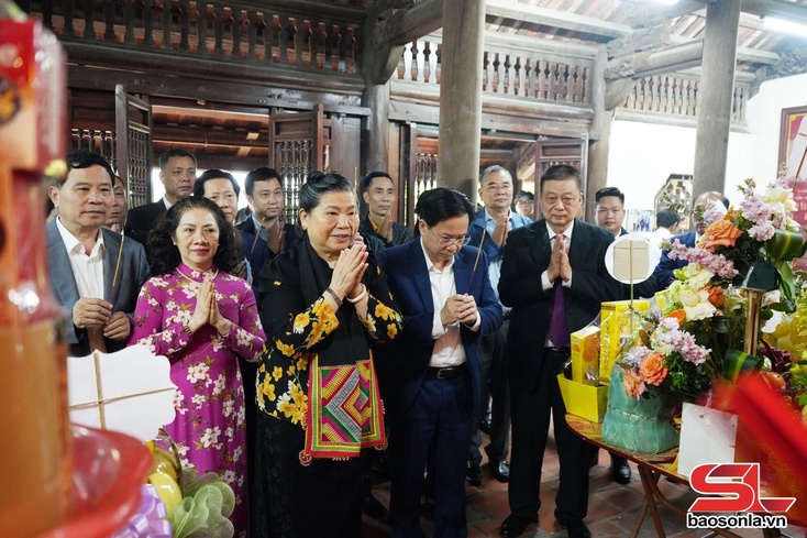 Tỉnh ủy Sơn La Dâng hương tưởng niệm 82 năm Ngày mất Nhà cách mạng, liệt sĩ Tô Hiệu