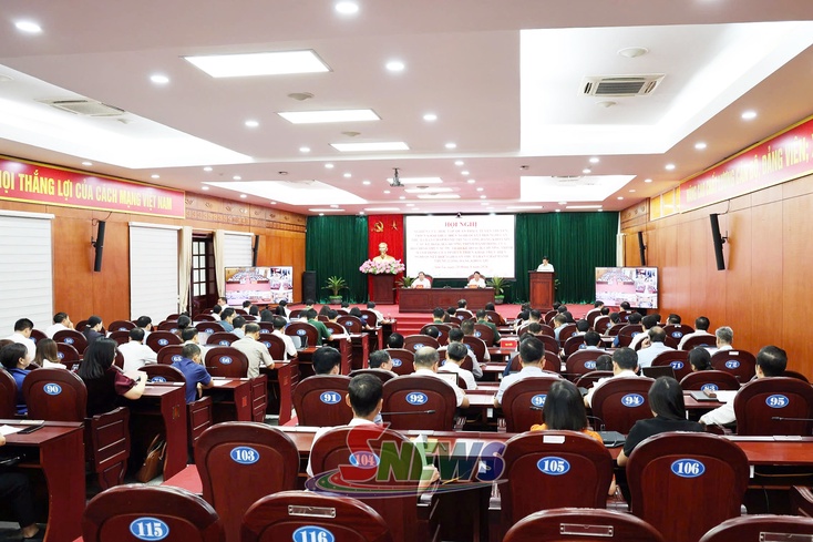 Hội nghị nghiên cứu, học tập, quán triệt, tuyên truyền, triển khai thực hiện Nghị quyết Hội nghị lần thứ ba Ban Chấp hành Trung ương Đảng khóa XIV