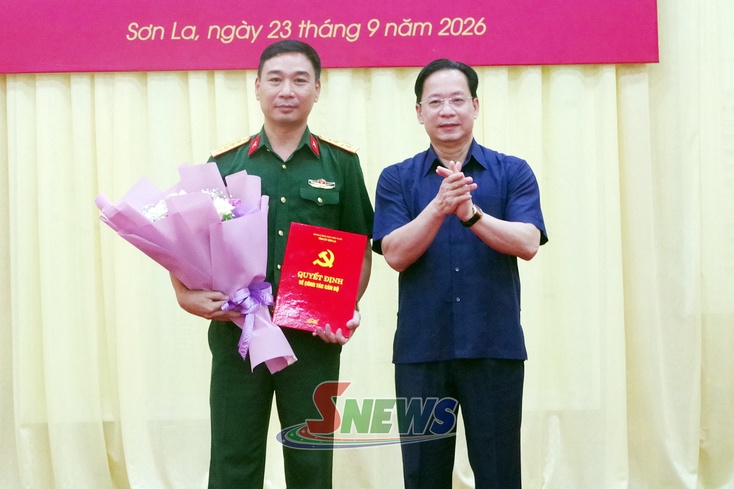 Công bố quyết định Phó Bí thư Thường trực Đảng ủy Quân sự tỉnh